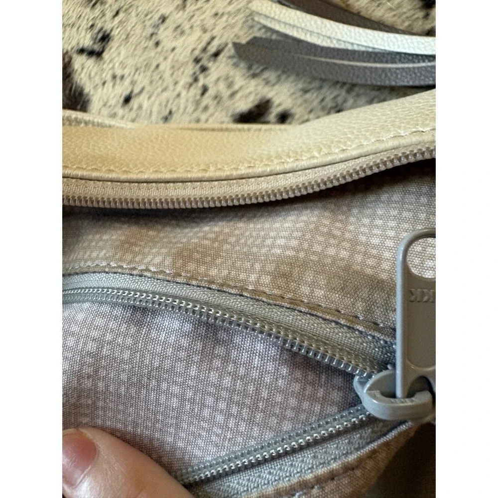Brighton Barbados zip top hobo bag In Cream